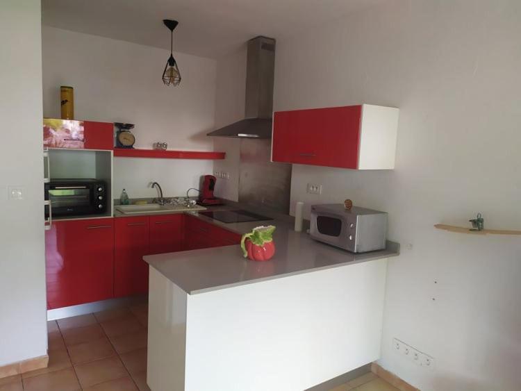 Charmant Appartement En Bord De Mer Avec Piscine Gourbeyre Exteriör bild
